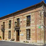 Fogadó Real Del Buen Camino, Rural Villanueva de Campeán