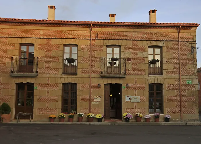 Real Del Buen Camino, Rural Villanueva de Campean